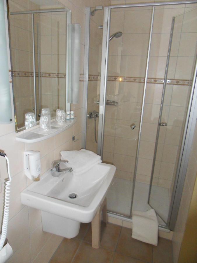 לנגאוג Hotel Brandaris מראה חיצוני תמונה